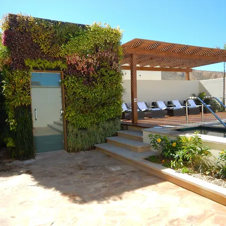 Chileno Bay Resort & Residences, Auberge Collection