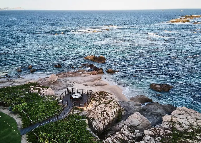 Hotel Chileno Bay & Residences, Collection
