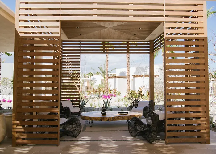 Hotel Chileno Bay & Residences, Collection